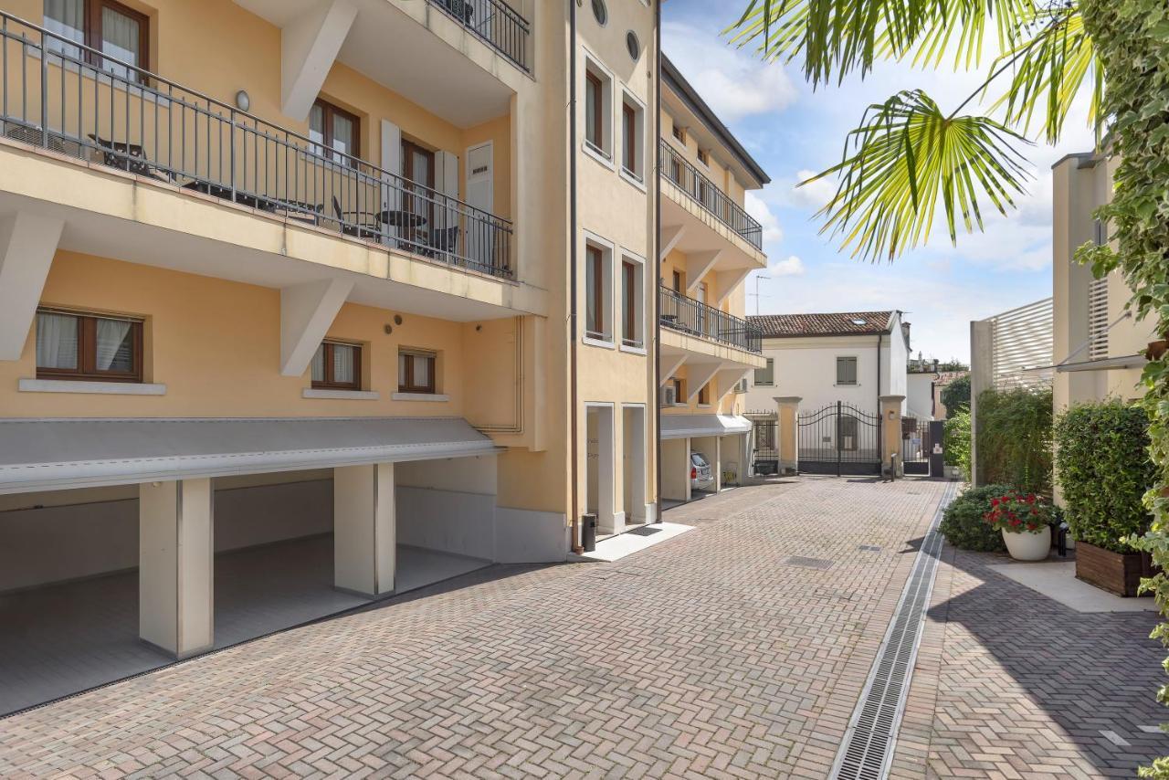 Palazzo Brando - Living Apartments Treviso Ngoại thất bức ảnh