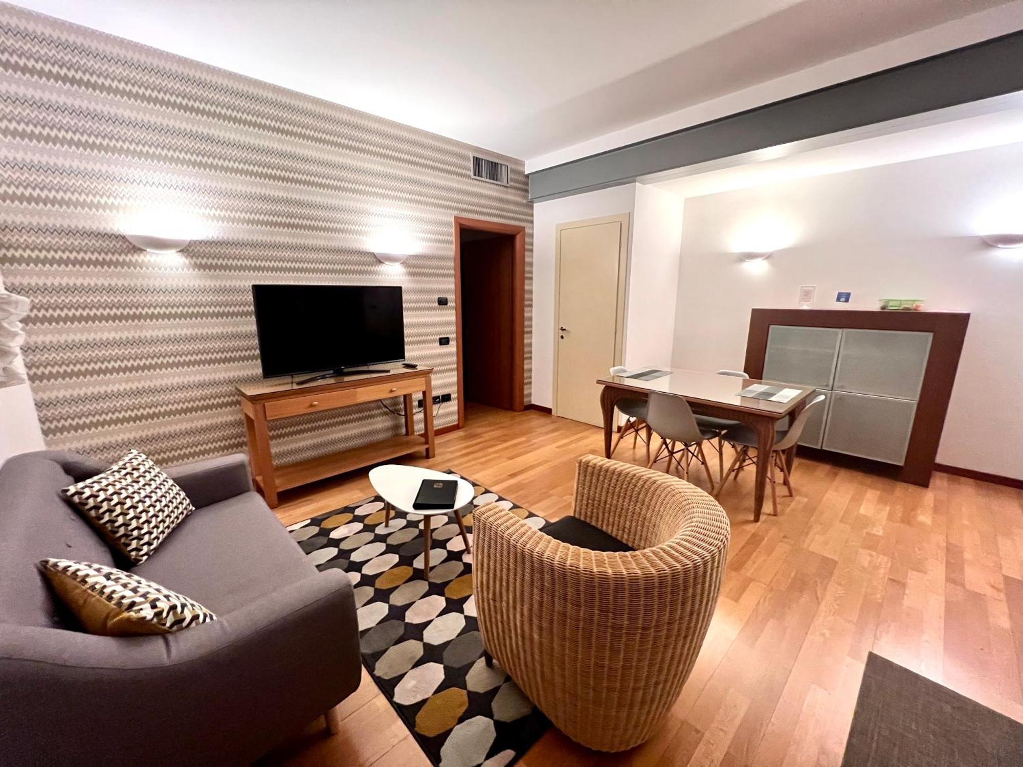 Palazzo Brando - Living Apartments Treviso Ngoại thất bức ảnh